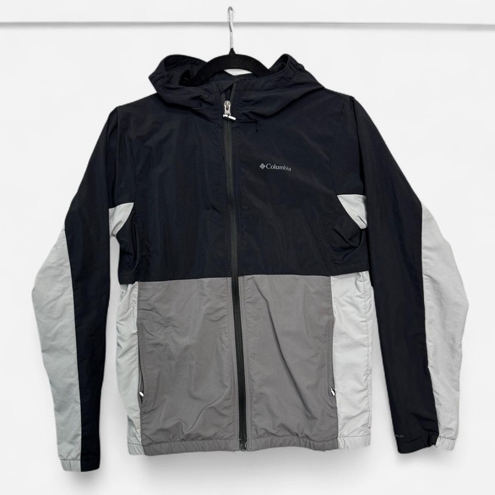 Columbia‎ Two-Tone Black and Gray Jacket